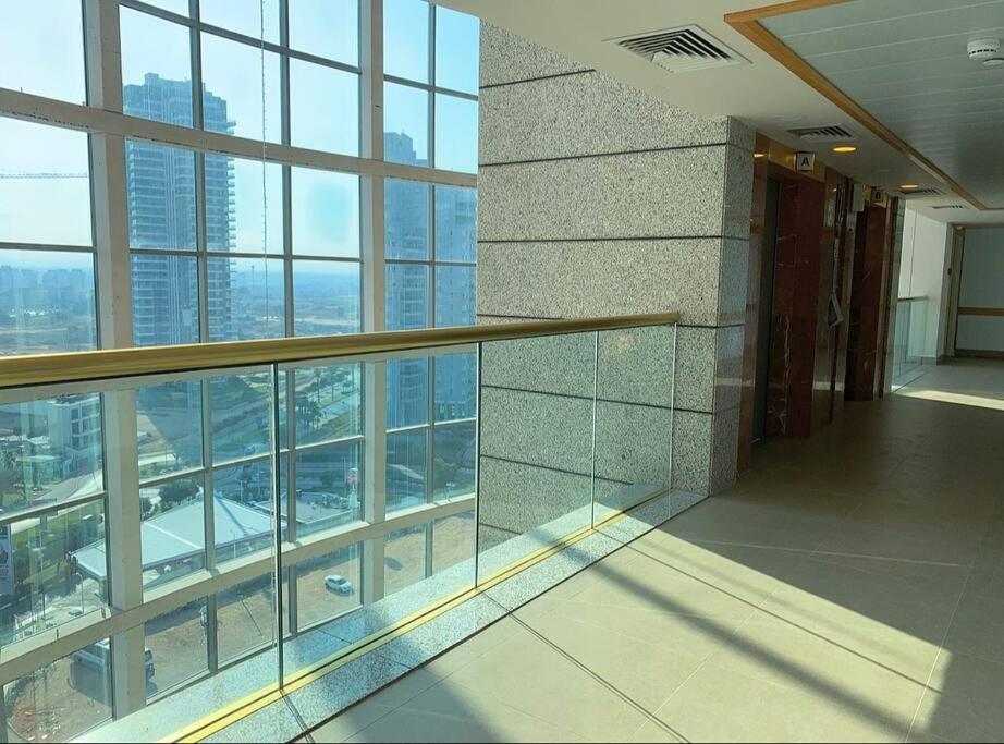 Ocean Dream Apartment Нетания Екстериор снимка